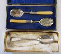 William IV silver teaspoon London 1836 weight 0.64 ozt & a cased pair of silver plated teaspoons