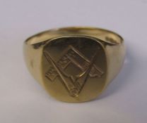 9ct gold gents Masonic signet ring size S weight 4.6 g