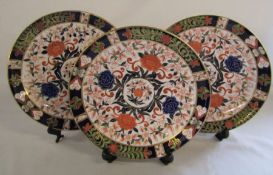 Set of 3 19th century Crown Derby imari plates c.1881 D 23.5 cm