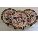 Set of 3 19th century Crown Derby imari plates c.1881 D 23.5 cm