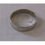 Platinum band ring, size Y, weight 3.53 g