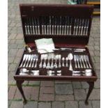 Regency Tableware Company silver plated canteen of cutlery contained in a leatherette top canteen