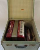 Cased Hohner 'Corso' chromatic accordion c.1960s model 1600/3, 21 melody keys, 3 sets of steel