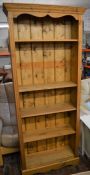 Large modern pine bookcase Ht 195cm W 82cm D 31cm