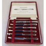 Cased set of Hepplewhite style silver handled fruit knives, Sheffield 1969