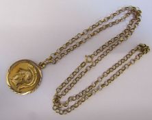 9ct gold necklace with 9ct gold Roman centurion pendant, total weight 7 g, pendant D 22 mm