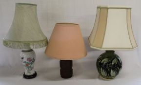 Alvingham pottery table lamp & 2 others