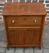 Georgian cabinet with inlay on bracket feet