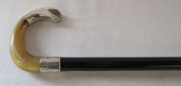 Silver and horn handle ebonised walking stick, H 88 cm, London 1907