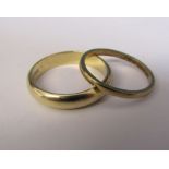 2 9ct gold band rings size O and J/K weight 4.1 g