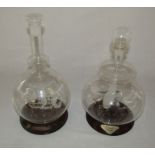 Litchfield glass sculpture decanter of the Mayflower H 32 cm and a glass sculpture decanter of the