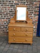 Pine dressing table / chest of drawers