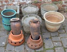 Various garden planters & 2 chimney pot elephant feet