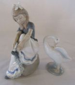 Lladro goose & a Nao figure of a young girl H 20 cm