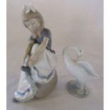 Lladro goose & a Nao figure of a young girl H 20 cm