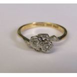 18ct gold and platinum illusion set diamond ring, size L, weight 2.6 g