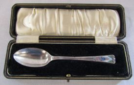 Cased silver christening spoon decorated with enamel Humpty Dumpty, Birmingham 1935, weight 1.09