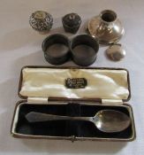 Various items of silver inc cased teaspoon Sheffield 1929 weight 0.73 ozt, 2 silver napkin rings 0.