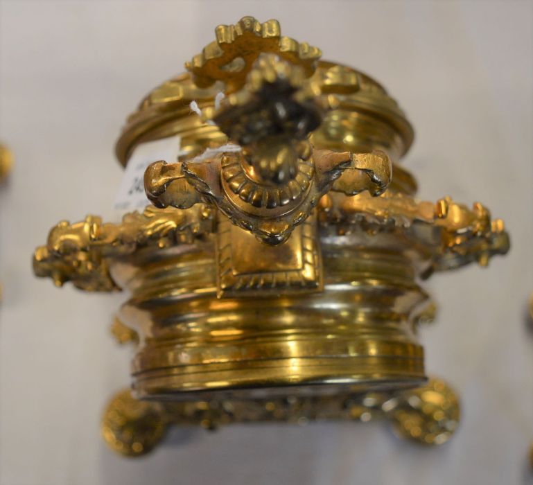 French gilded clock & candelabra garniture. Clock ht 44cm - Image 4 of 7