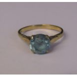 9ct gold aquamarine solitaire ring approximately 1.2 ct (damage to stone) weight 2.7 g, size P,