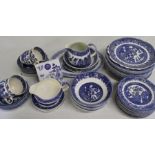 Quantity of Willow Pattern tableware