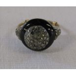 9ct gold marcasite and black enamel ring size M total weight 5.6 g