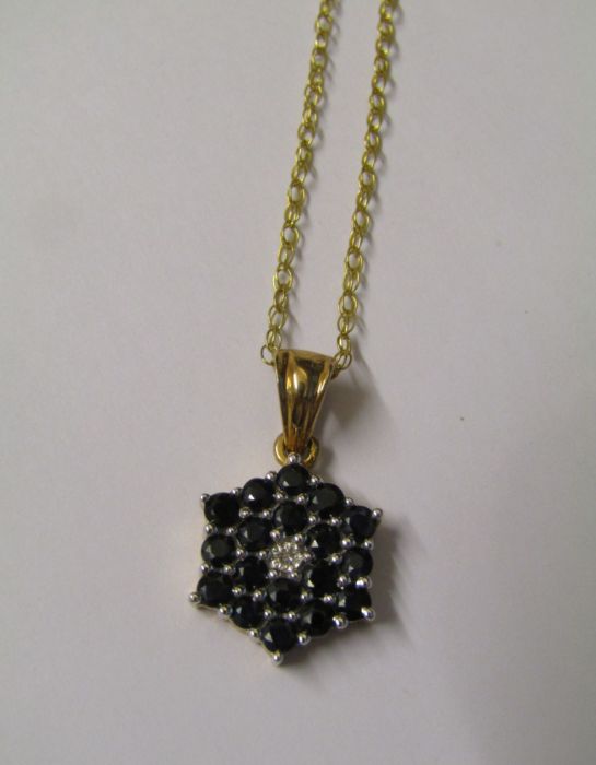 9ct gold chain with sapphire and diamond pendant - pendant measures approx. 11mm - chain length 46cm - Image 3 of 8