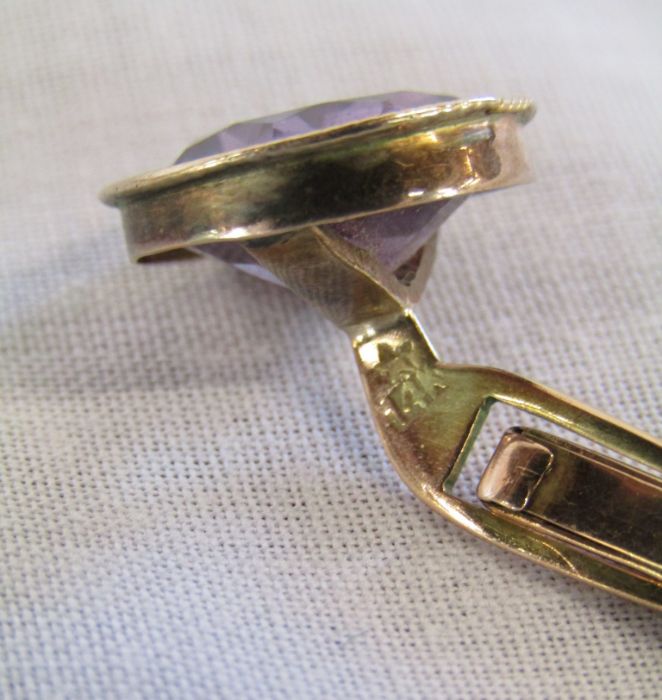 Pair of Amethyst & gold cufflinks marked 14k - Stone 1.2cm - total weight 7.6g - Image 5 of 13