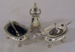 Silver condiment set Birmingham 1968 (spoons Birmingham 1967) weight without liners 4.45 ozt