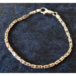 9ct gold bracelet (with additional links added) 6.6g length 20cm