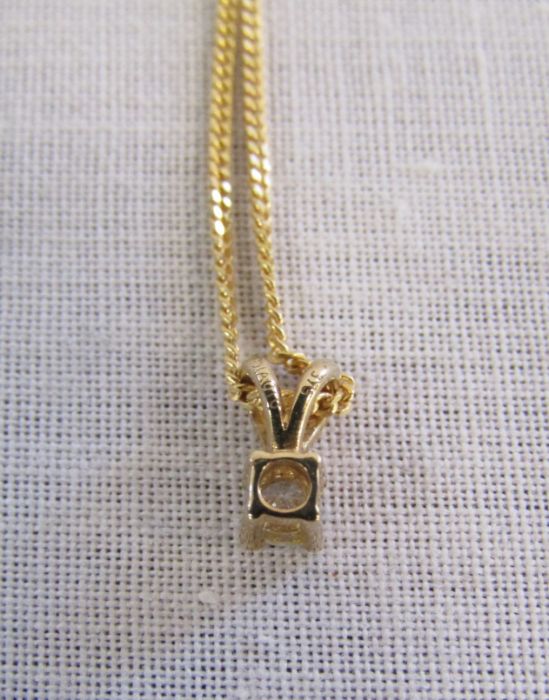 9ct gold necklace with 0.1ct diamond pendant - chain length 50cm - total weight 2.0g - plus a - Image 3 of 9