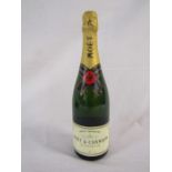 Brut Imperial Moet & Chandon Champagne - dates approx. 2000