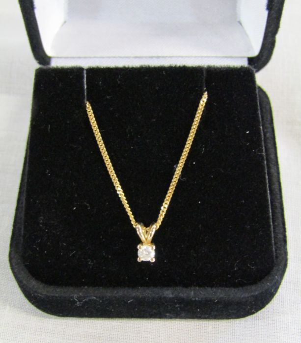 9ct gold necklace with 0.1ct diamond pendant - chain length 50cm - total weight 2.0g - plus a - Image 6 of 9