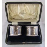 Cased pair of silver napkin rings Birmingham 1919, weight 1.39 ozt