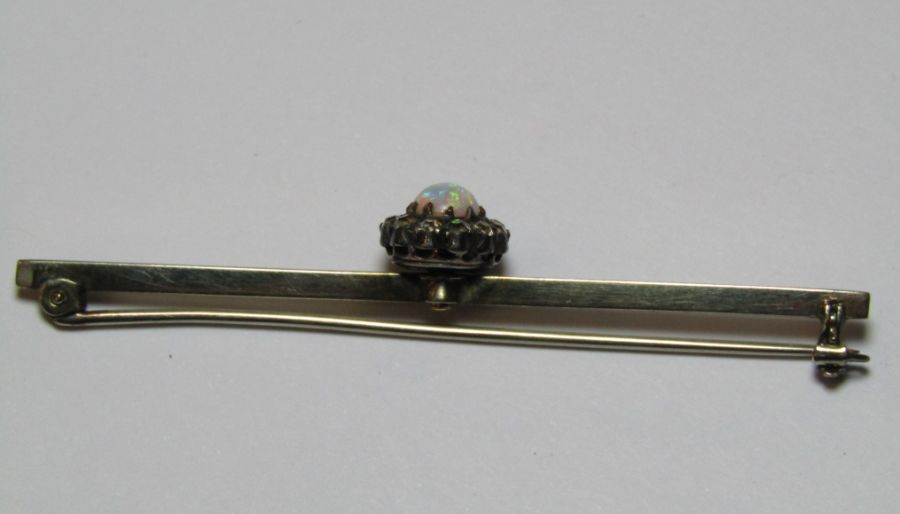Tested as platinum bar brooch with opal and diamonds L 6.5 cm total weight 4.7 g - Image 9 of 9