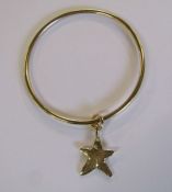 Daniella Draper 9ct Gold bangle with star pendant - total weight 21.8g