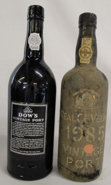 2 bottles of port - Dow's port 1991 - bottled 1993 - Real Companhia Velha Port 1985 - Image 4 of 5
