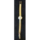 Ladies 18ct gold Bucherer wristwatch with cut crystal lens total weight 20.5g