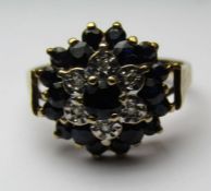 9ct gold, sapphire & diamond cluster ring 3.9g size N/O