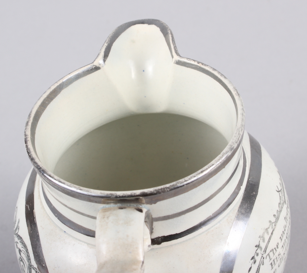 A 19th silver and white glazed pearlware jug with verse decoration, 4 1/2" high (chip to base) - Bild 6 aus 7