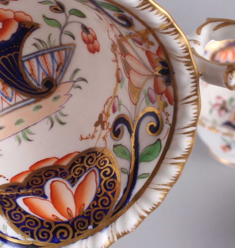 A 19th century English porcelain part tea service for six, in the Imari palette with gilt highlights - Image 4 of 6