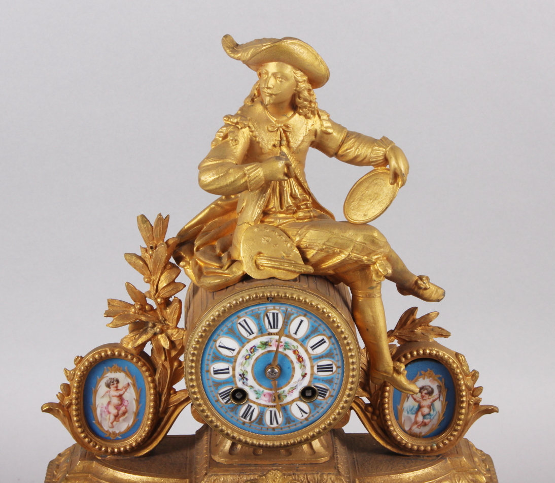 A late 19th century French gilt mantel clock with Van Dyck figure surmount and Sevres porcelain - Bild 2 aus 6