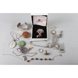 A quantity of white metal jewellery, including a curb link bracelet, stamped 925, a white metal