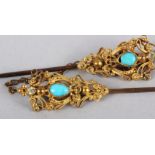 A 19th century gilt metal scarf pin, set turquoise cabochons and aqua coloured stones, interlinked