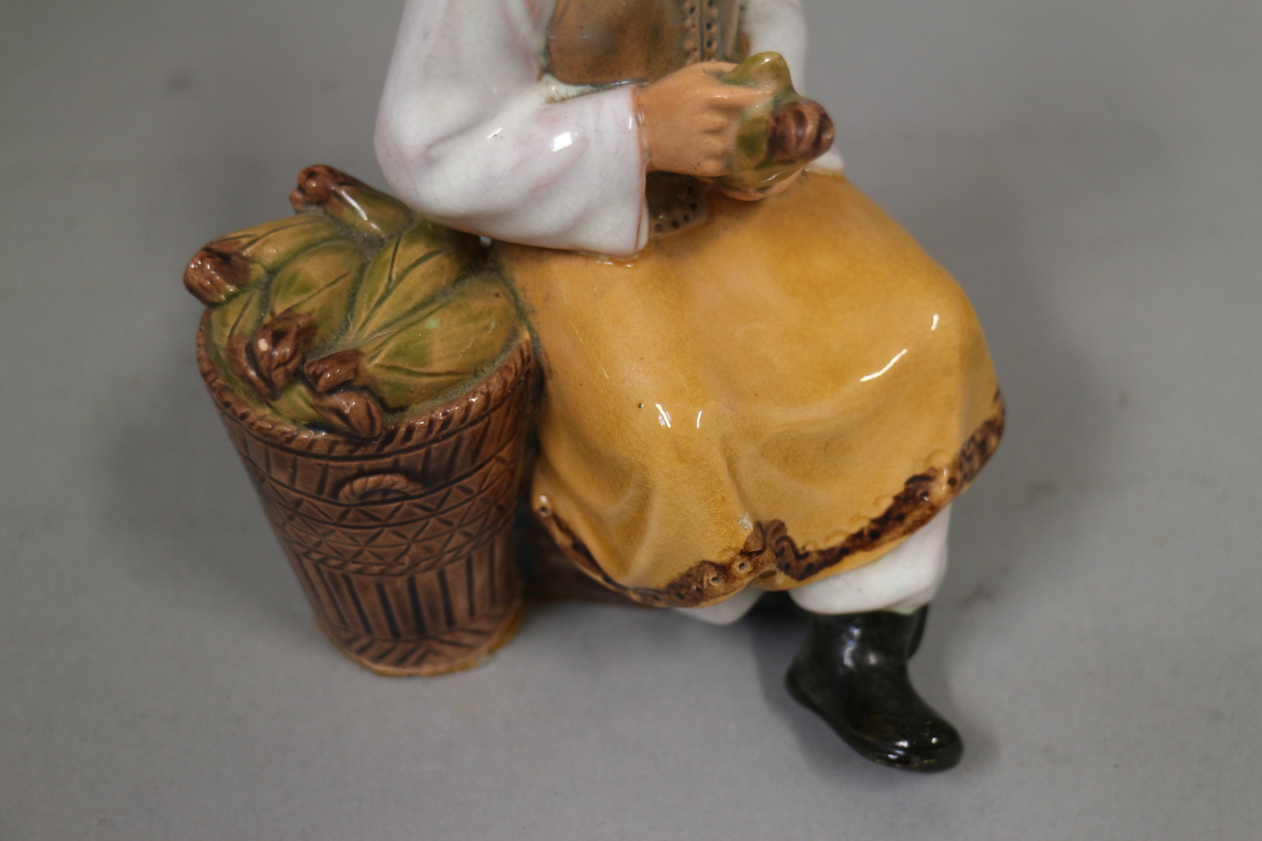 A Chinese yellow polychrome decorated teapot and four matching teacups, a planter with insect and - Image 21 of 22