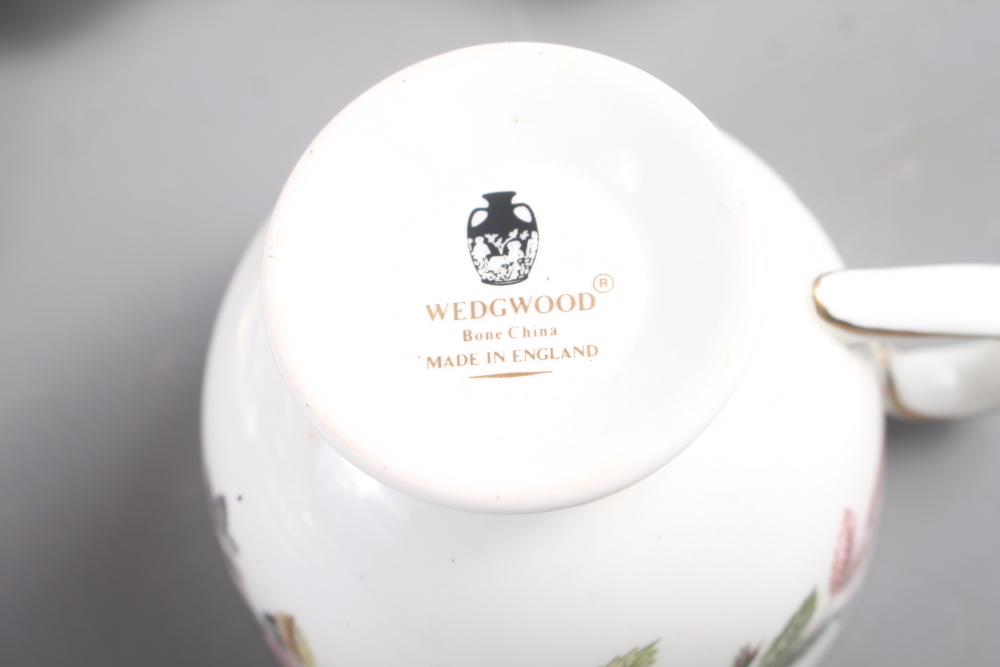 A Wedgwood "Hathaway Rose" pattern part combination service - Image 8 of 9