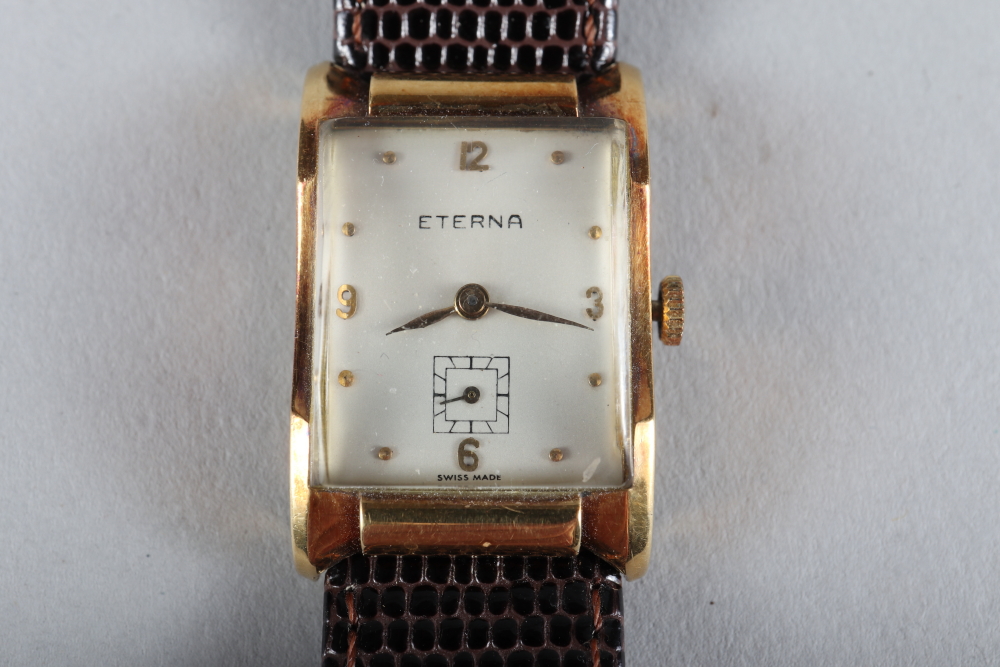 A gentleman's Eterna 18ct gold cased wristwatch with silvered dial, Arabic numerals and subsidiary