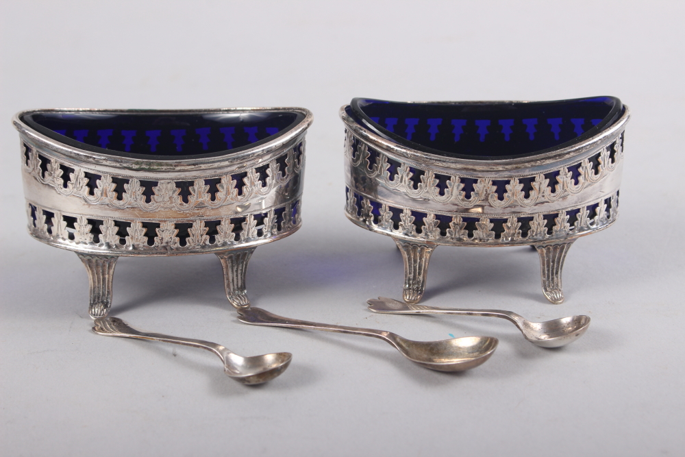 A pair of Georgian silver oval salts with pierced borders and a pair of Georgian style cauldron - Image 2 of 2