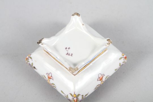 A 19th century Rouen inkwell and cover, 4" wide (chips) - Image 2 of 2