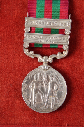 A set of seven 19th century and early 20th century medals awarded to members of the Singh family, - Bild 14 aus 14